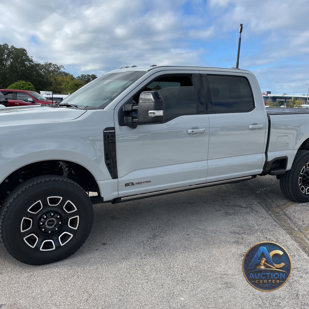 2025 Ford F-350 Super Duty Platinum