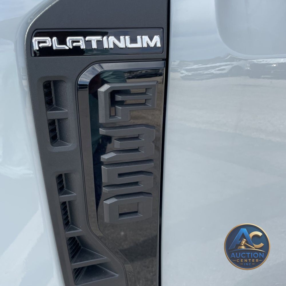 2025 Ford F-350 Super Duty Platinum