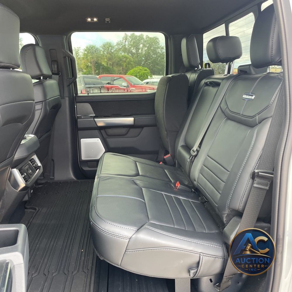 2025 Ford F-350 Super Duty Platinum