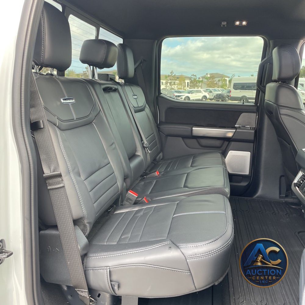 2025 Ford F-350 Super Duty Platinum