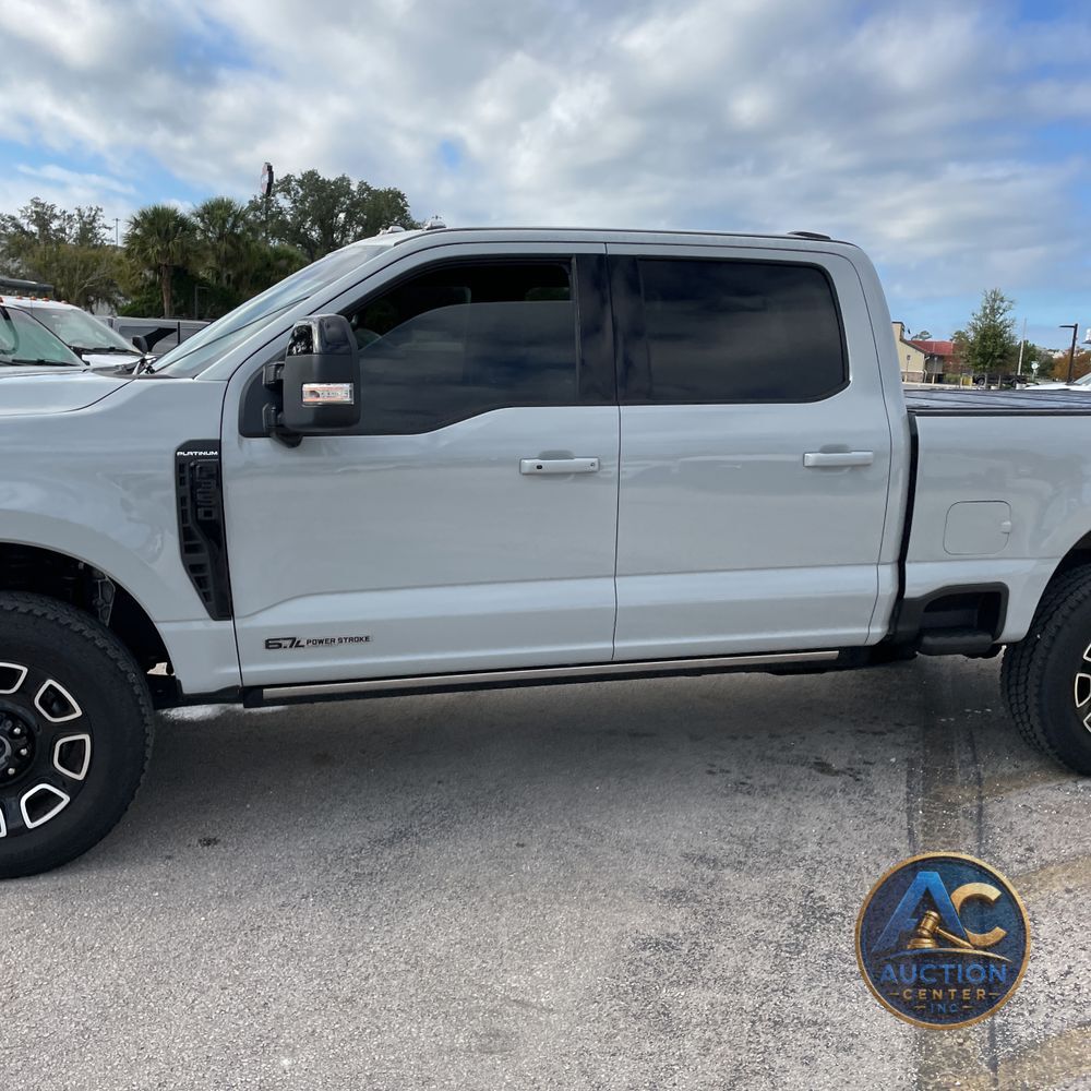 2025 Ford F-350 Super Duty Platinum