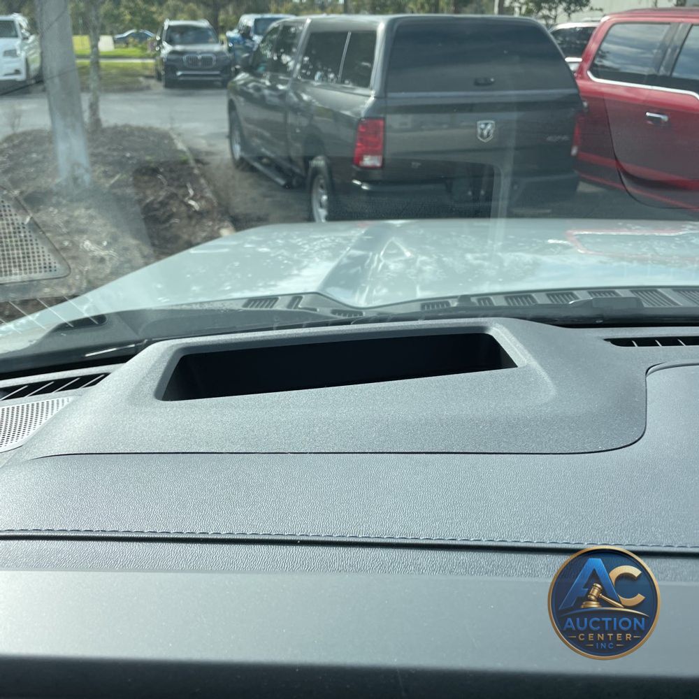 2025 Ford F-350 Super Duty Platinum