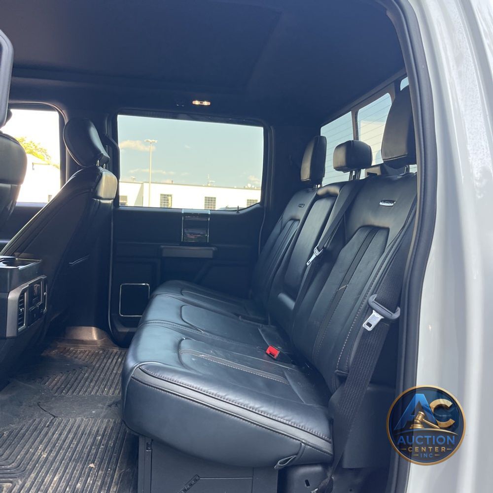 2022 Ford F-350 Super Duty Platinum