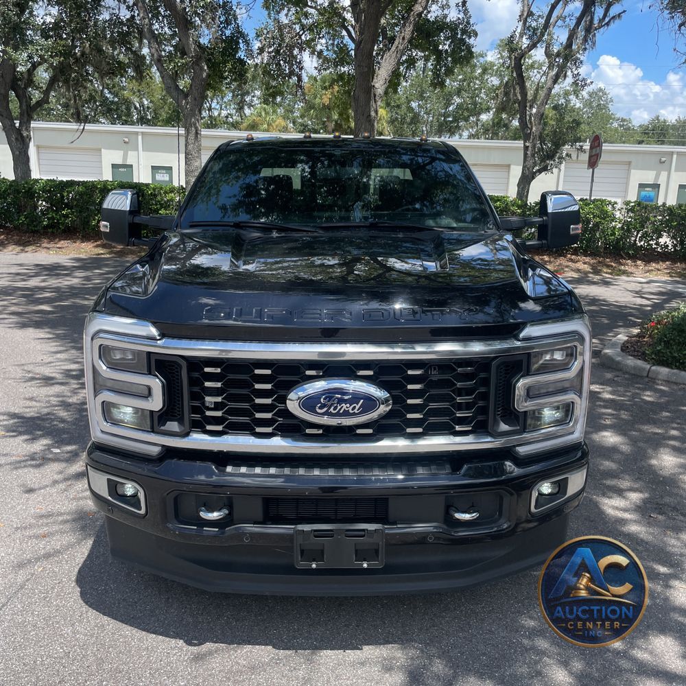 2023 Ford F-350 Super Duty Platinum