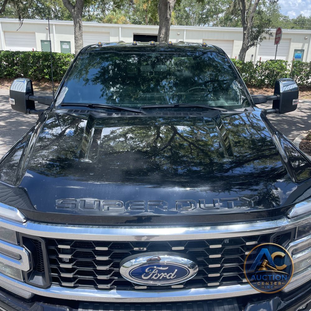 2023 Ford F-350 Super Duty Platinum