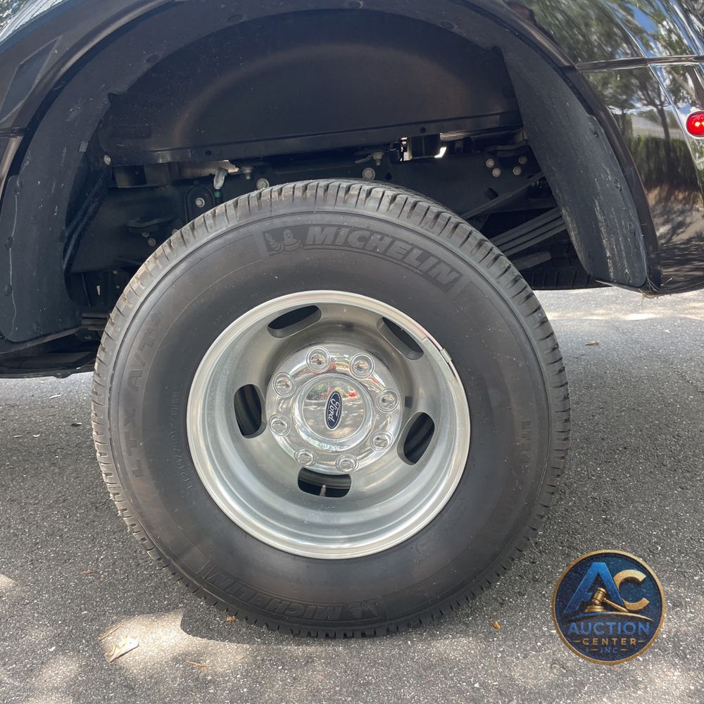 2023 Ford F-350 Super Duty Platinum