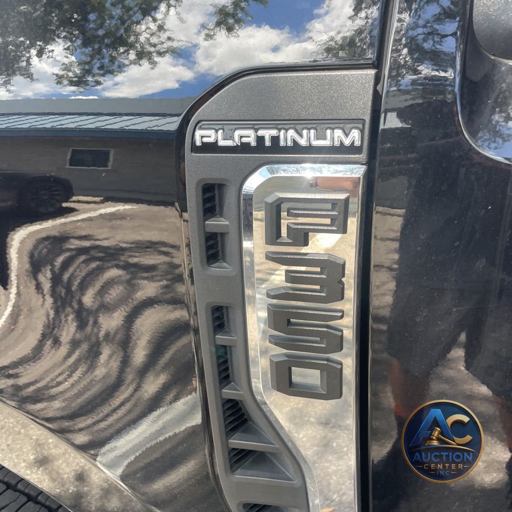 2023 Ford F-350 Super Duty Platinum