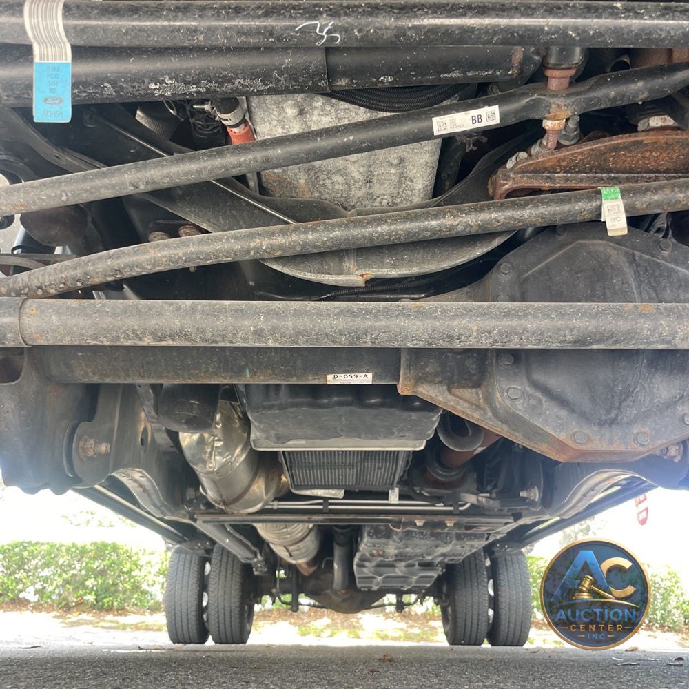 2023 Ford F-350 Super Duty Platinum