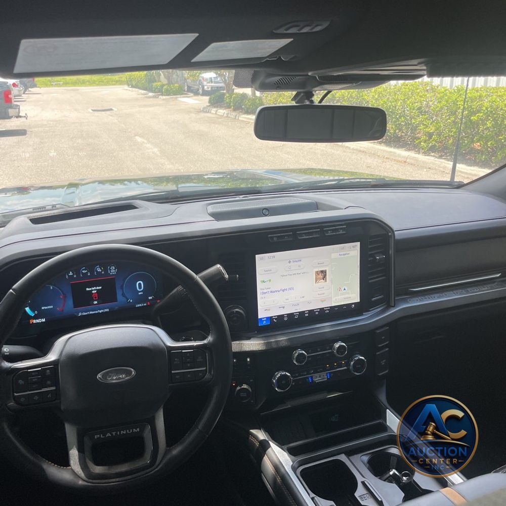 2023 Ford F-350 Super Duty Platinum