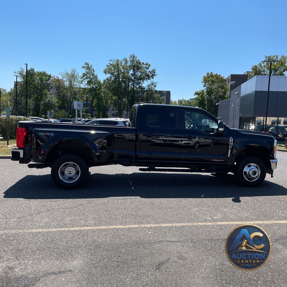 2025 Ford F-350 Super Duty XL