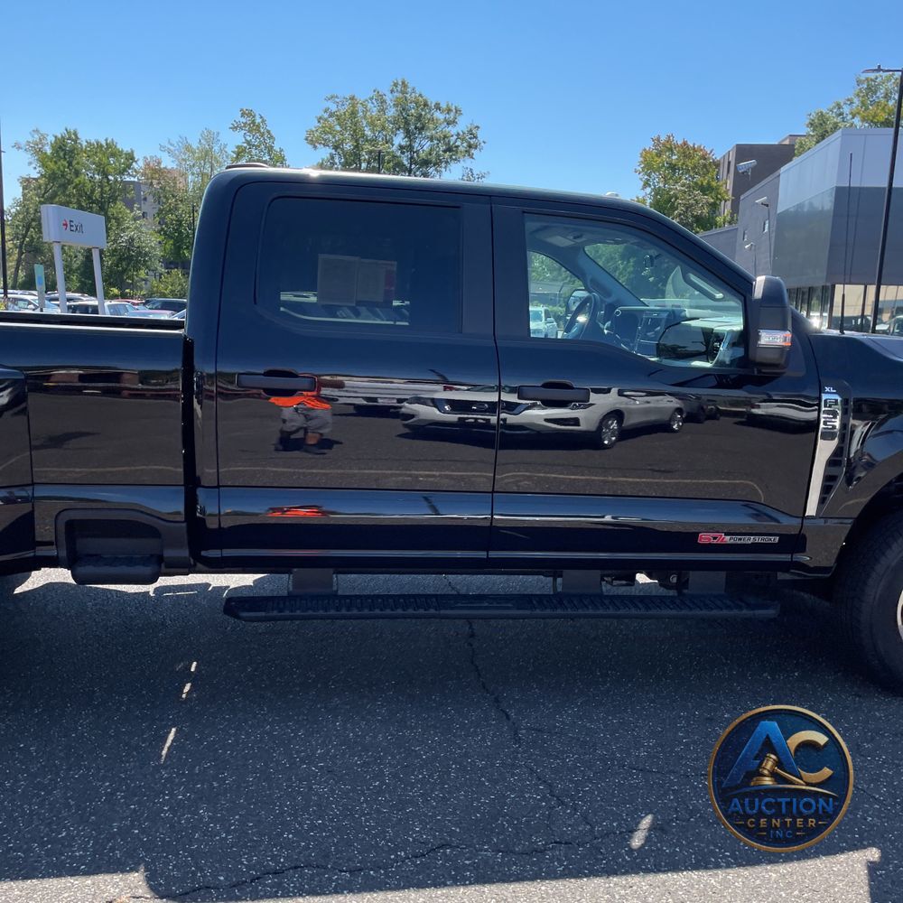 2025 Ford F-350 Super Duty XL