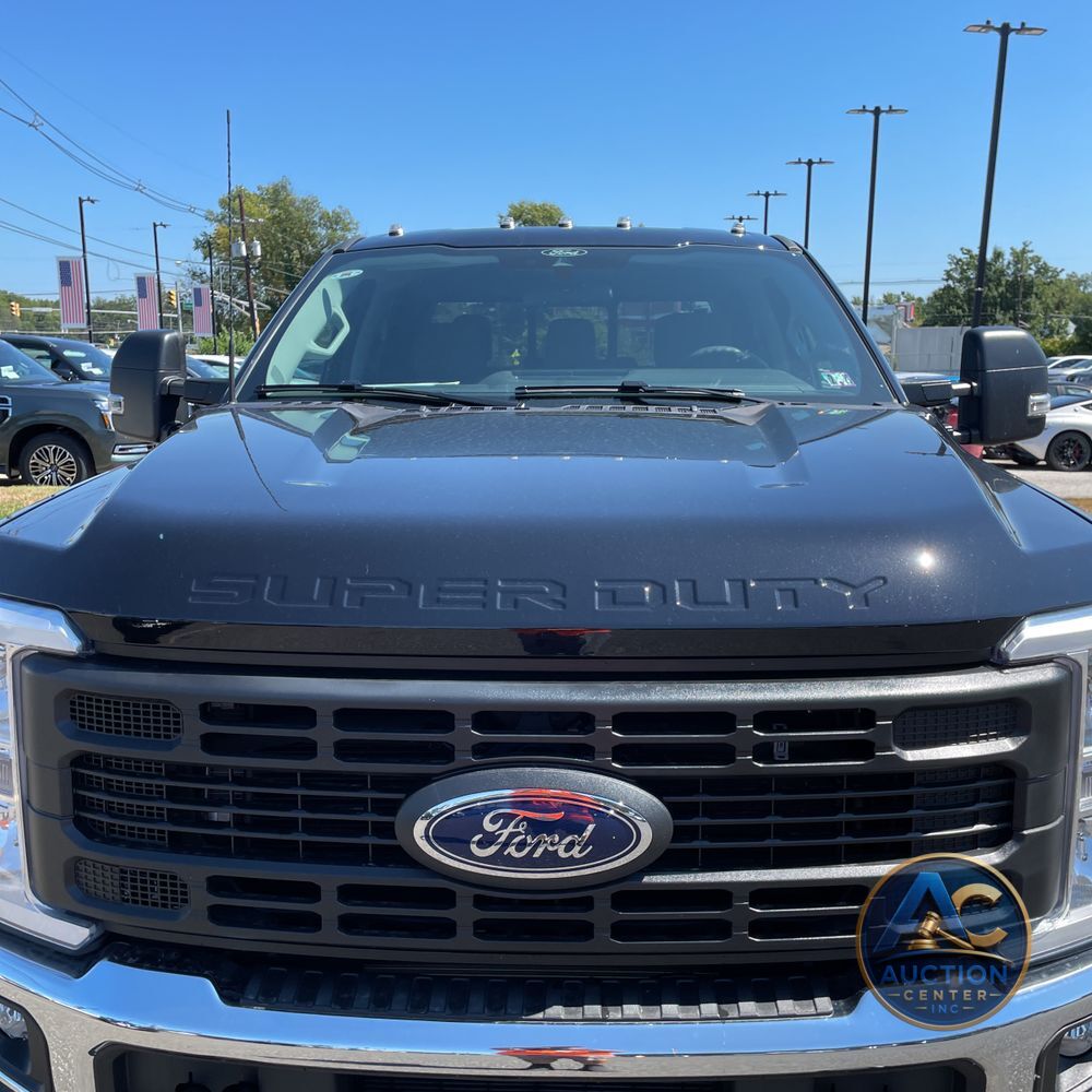 2025 Ford F-350 Super Duty XL