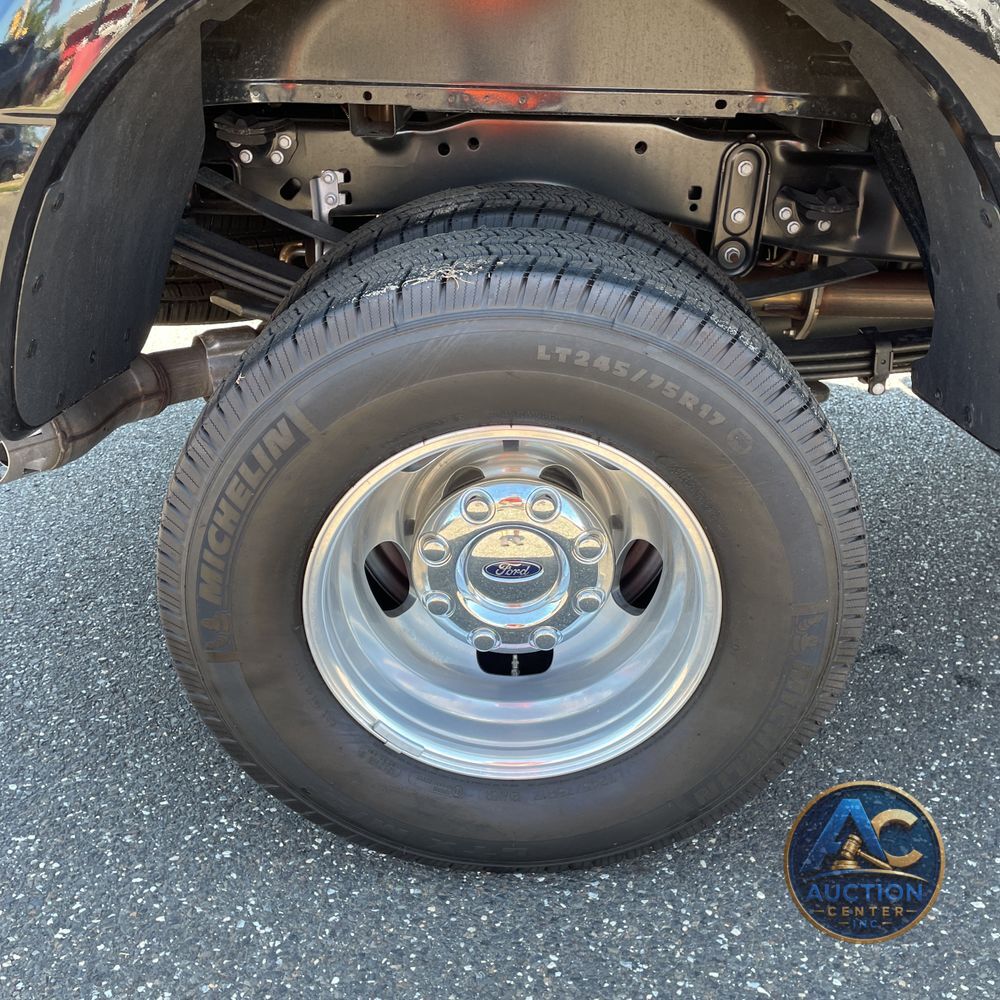 2025 Ford F-350 Super Duty XL