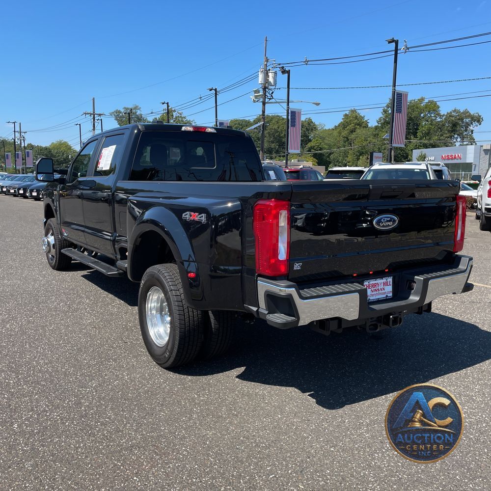 2025 Ford F-350 Super Duty XL