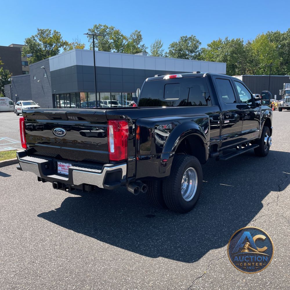 2025 Ford F-350 Super Duty XL