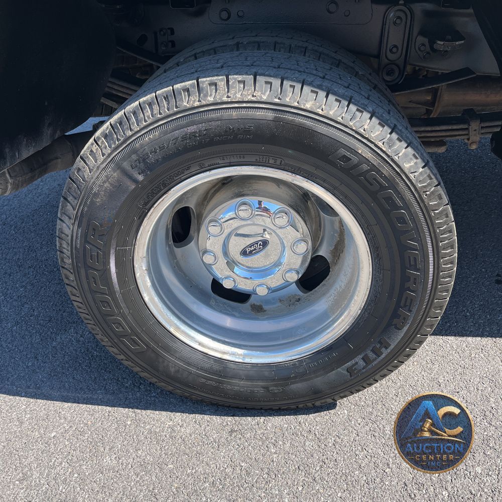 2022 Ford F-350 Super Duty Lariat