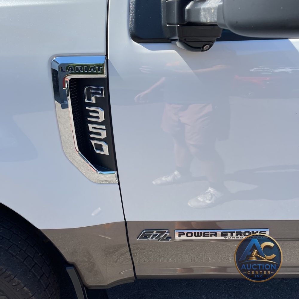 2022 Ford F-350 Super Duty Lariat