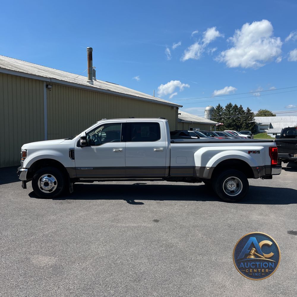 2022 Ford F-350 Super Duty Lariat