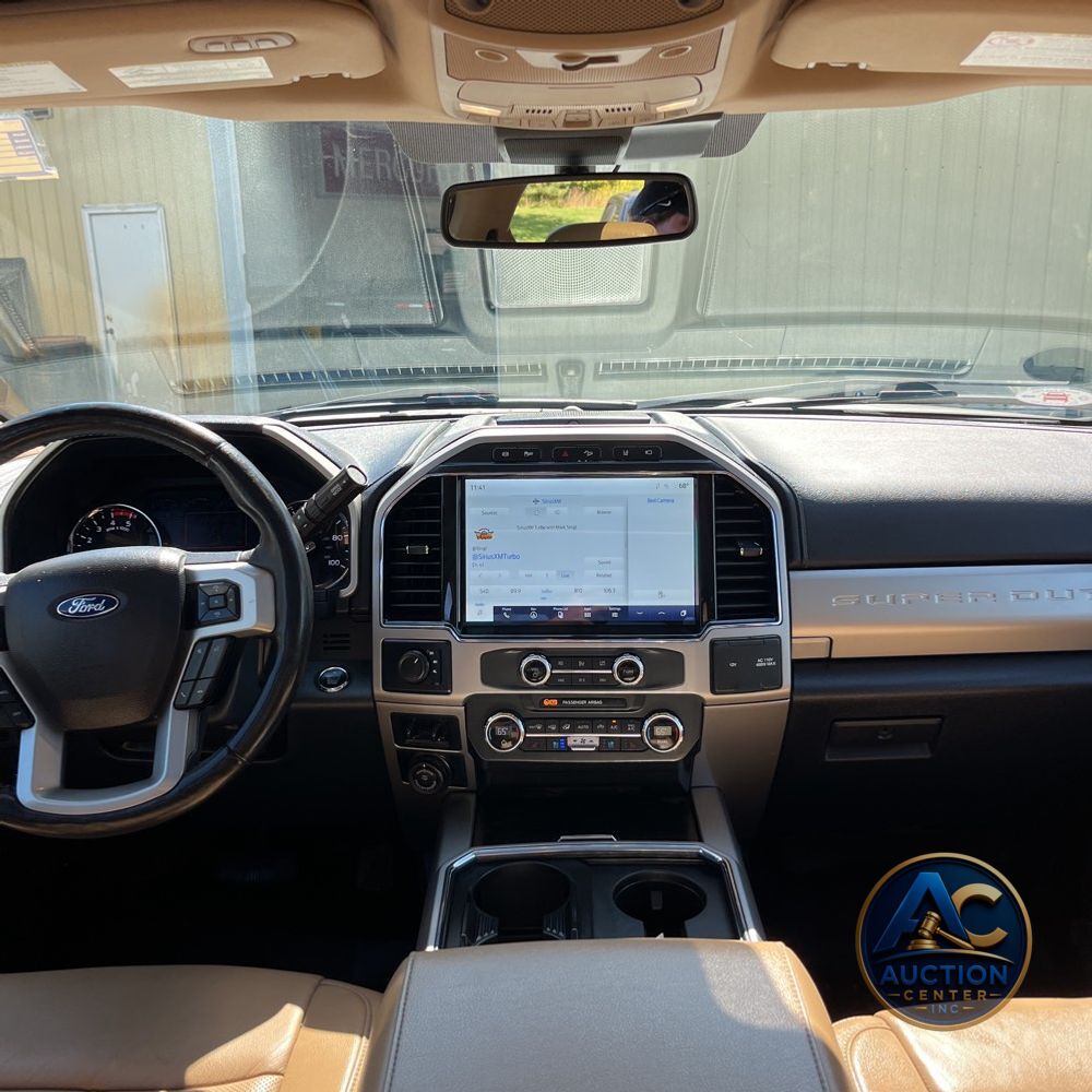 2022 Ford F-350 Super Duty Lariat