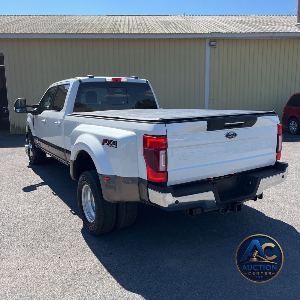 2022 Ford F-350 Super Duty Lariat