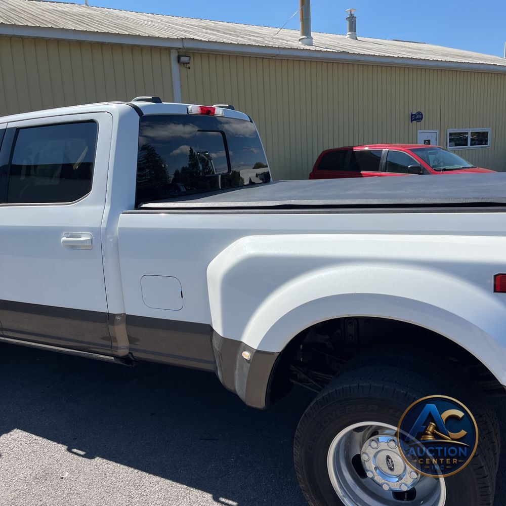 2022 Ford F-350 Super Duty Lariat