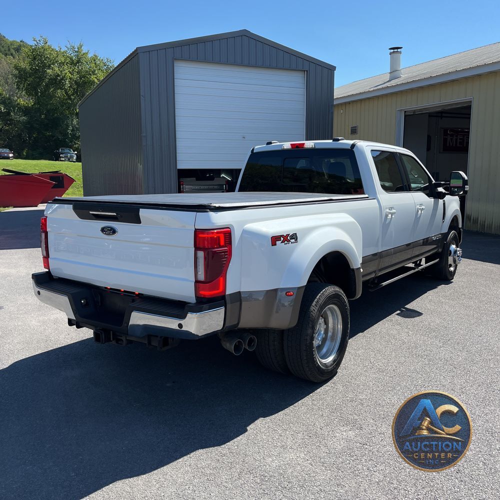 2022 Ford F-350 Super Duty Lariat