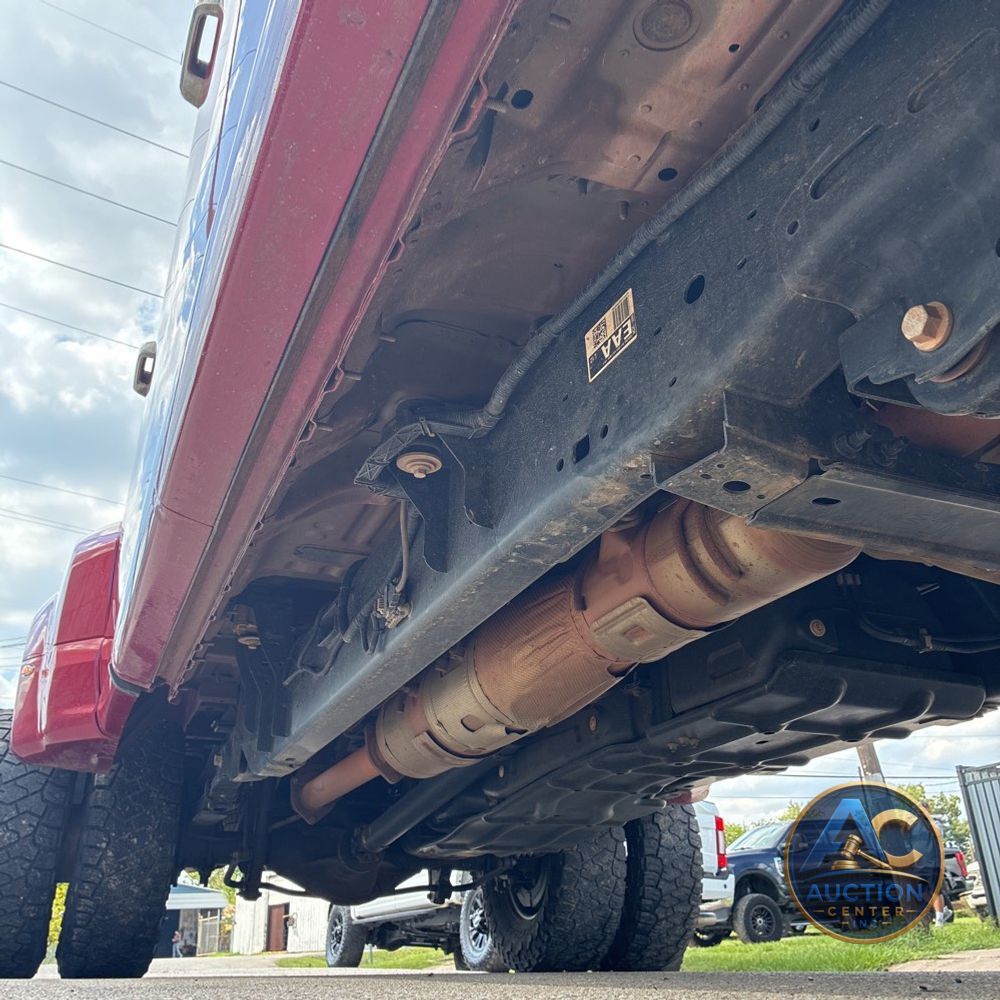 2022 Ford F-350 Super Duty Lariat