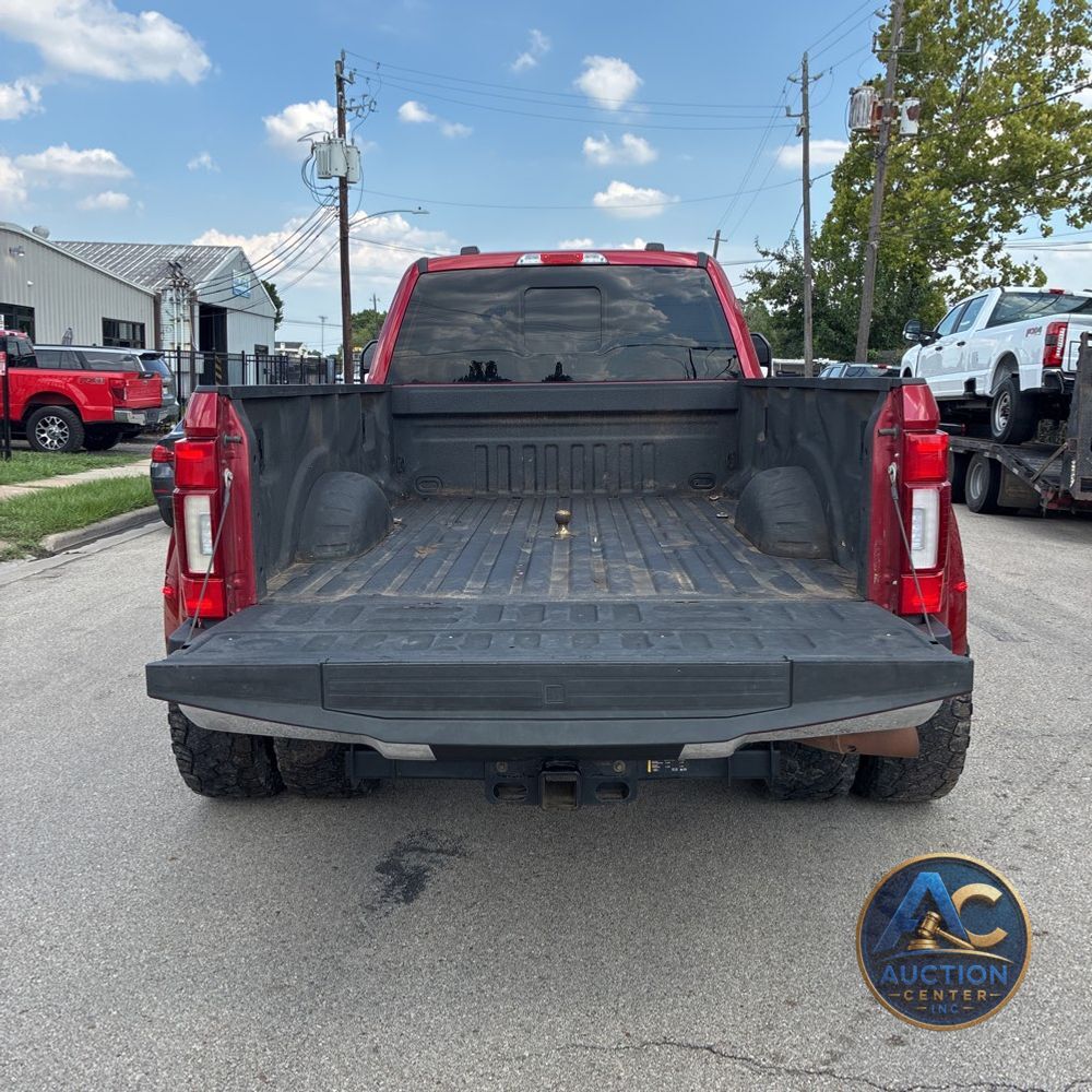 2022 Ford F-350 Super Duty Lariat