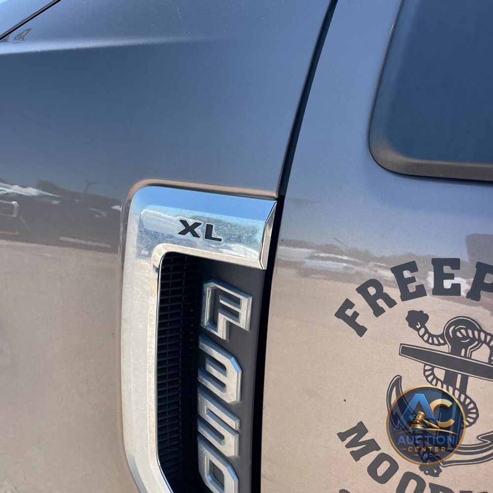 2022 Ford F-350 Super Duty XL