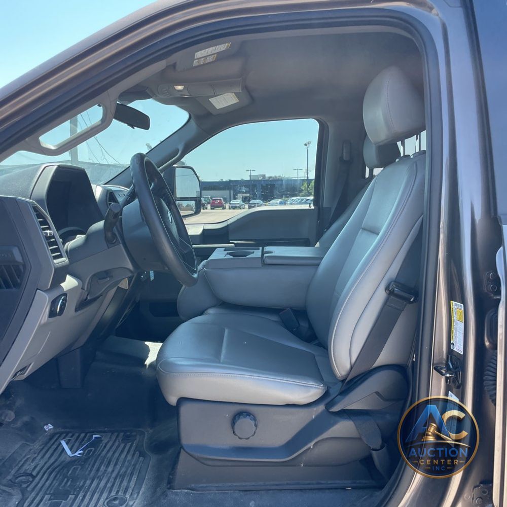 2022 Ford F-350 Super Duty XL