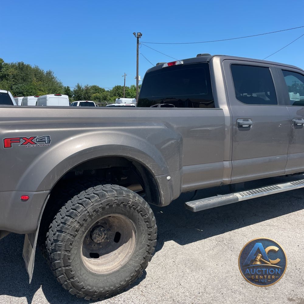 2022 Ford F-350 Super Duty XL
