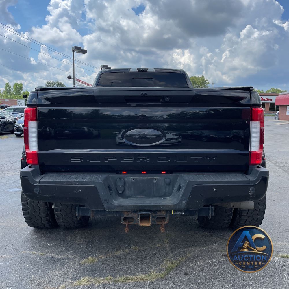 2019 Ford F350SD Lariat