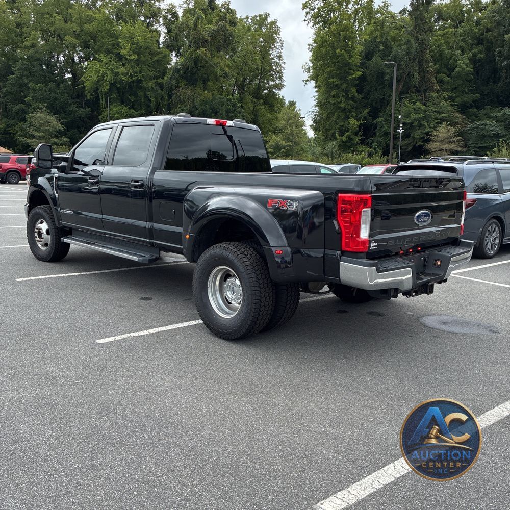 2021 Ford F-350 Super Duty Lariat
