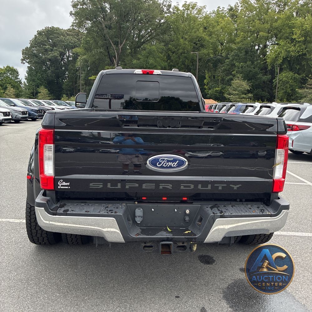 2021 Ford F-350 Super Duty Lariat