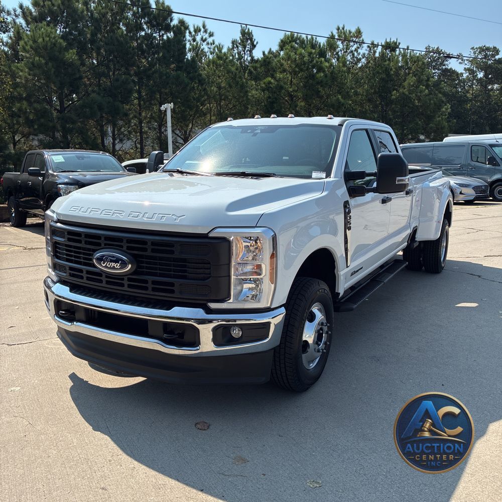 2025 Ford F-350 Super Duty XL
