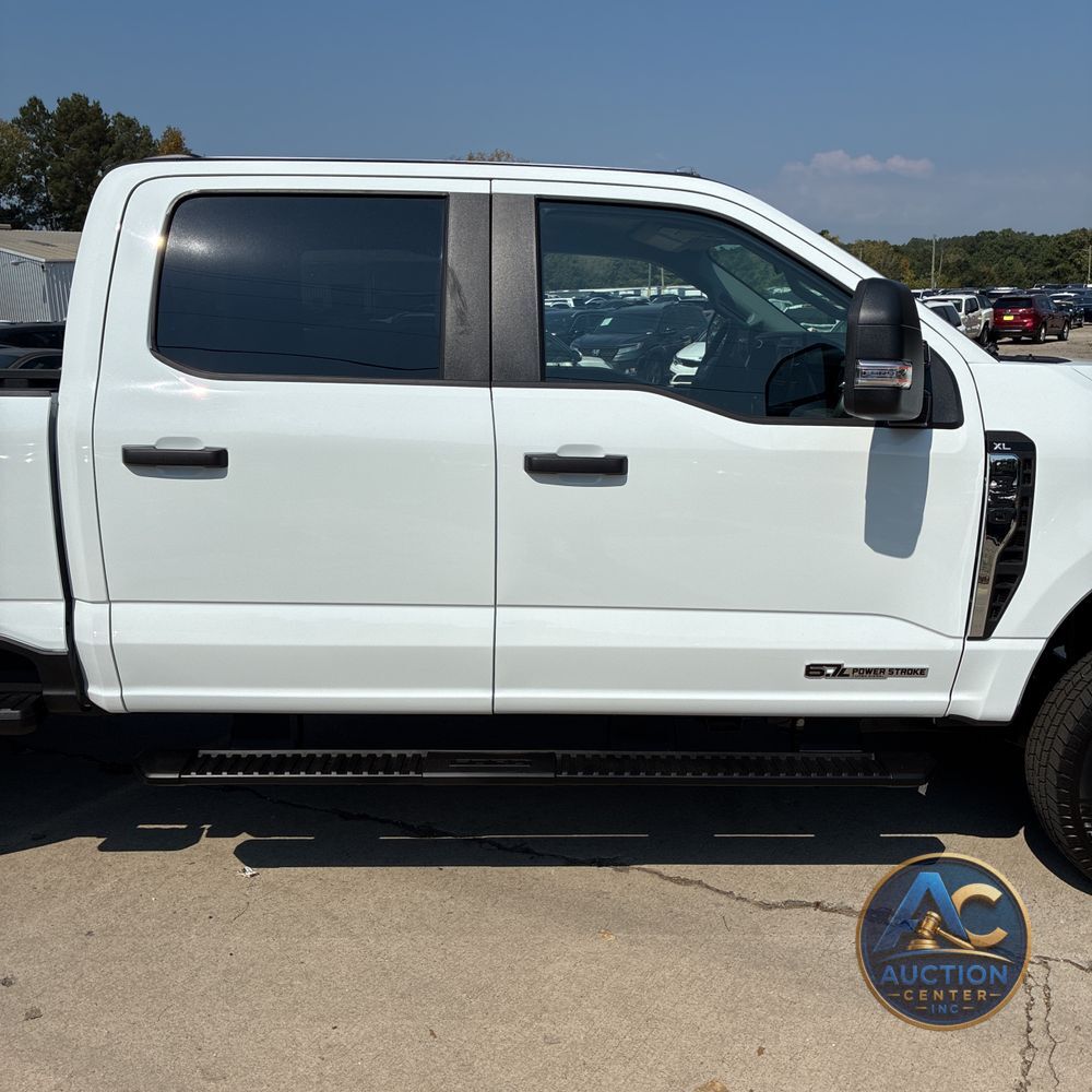 2025 Ford F-350 Super Duty XL