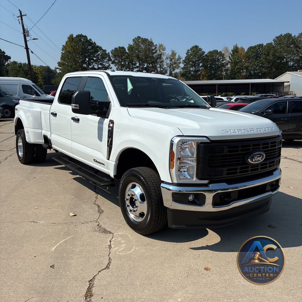 2025 Ford F-350 Super Duty XL