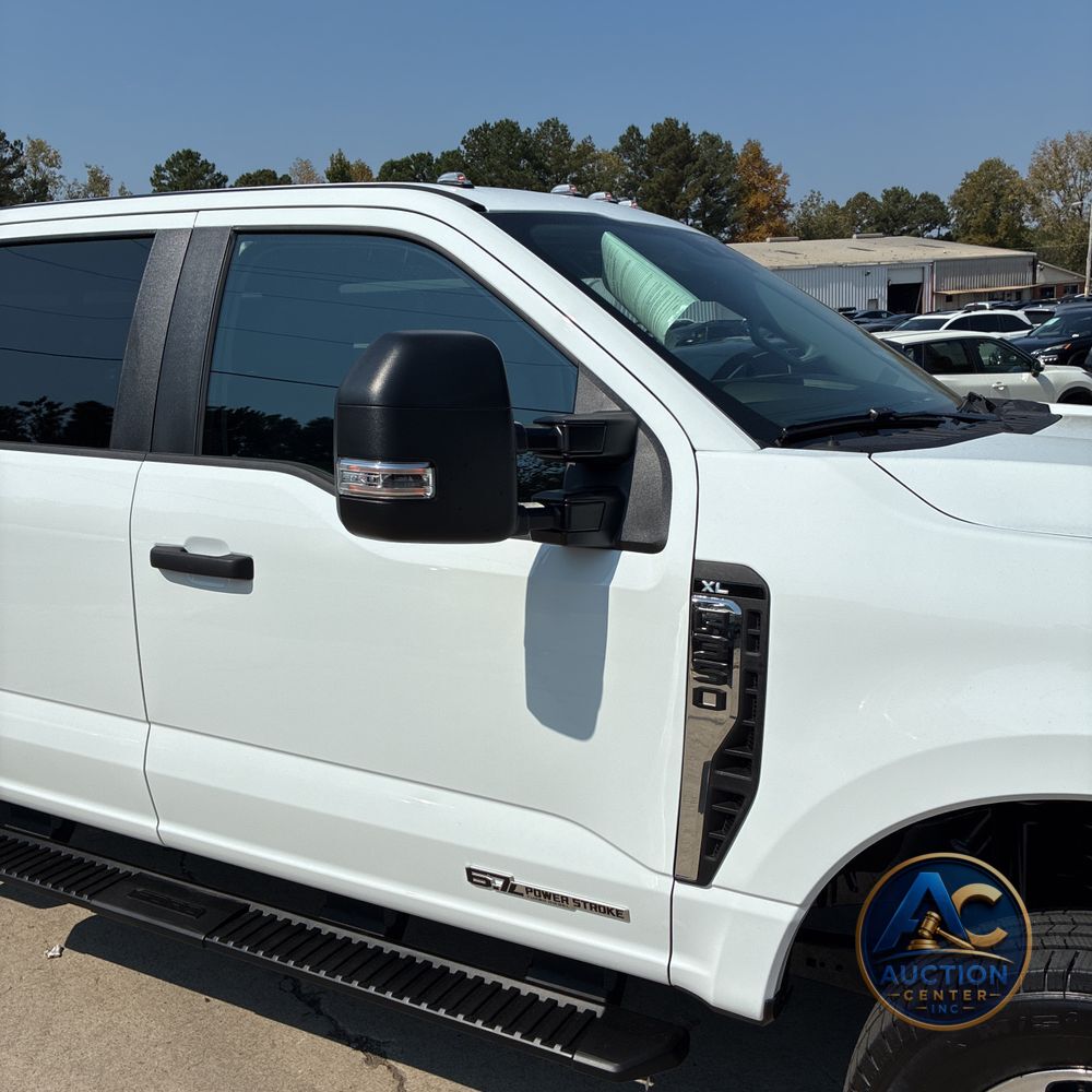 2025 Ford F-350 Super Duty XL