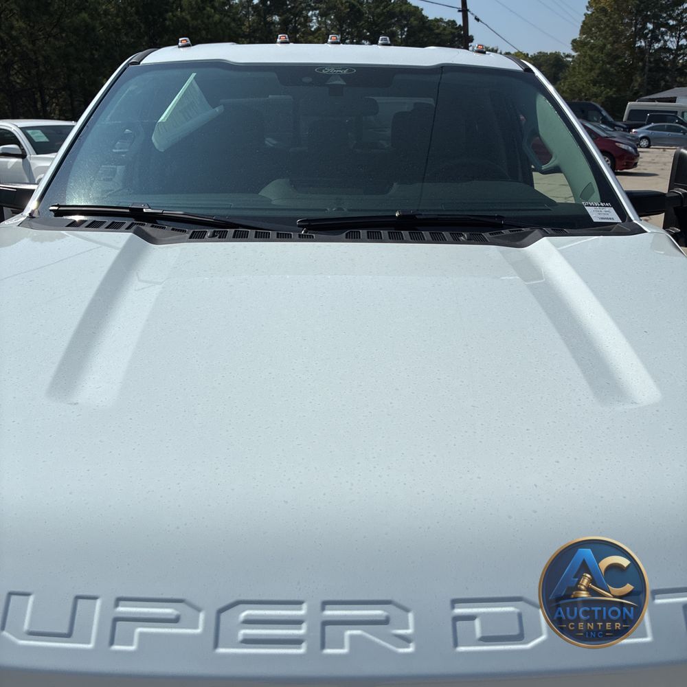 2025 Ford F-350 Super Duty XL