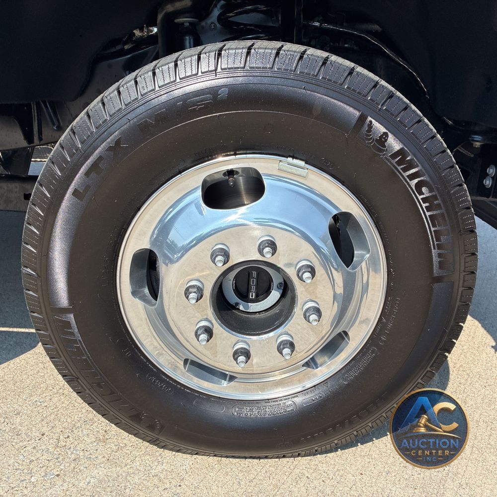 2025 Ford F-350 Super Duty XL