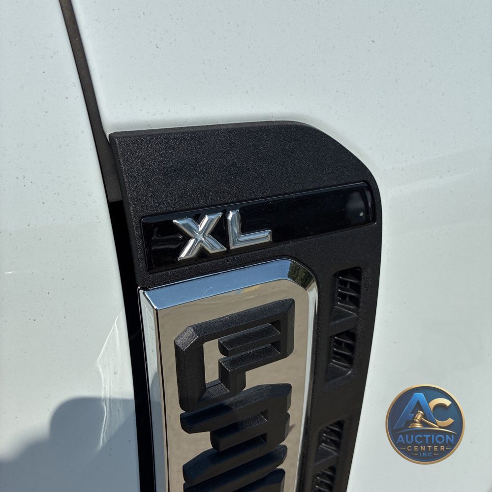 2025 Ford F-350 Super Duty XL