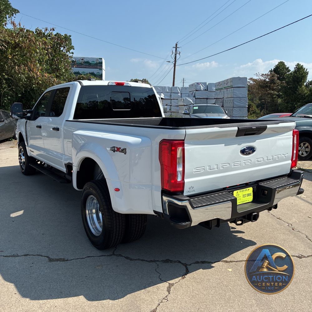 2025 Ford F-350 Super Duty XL