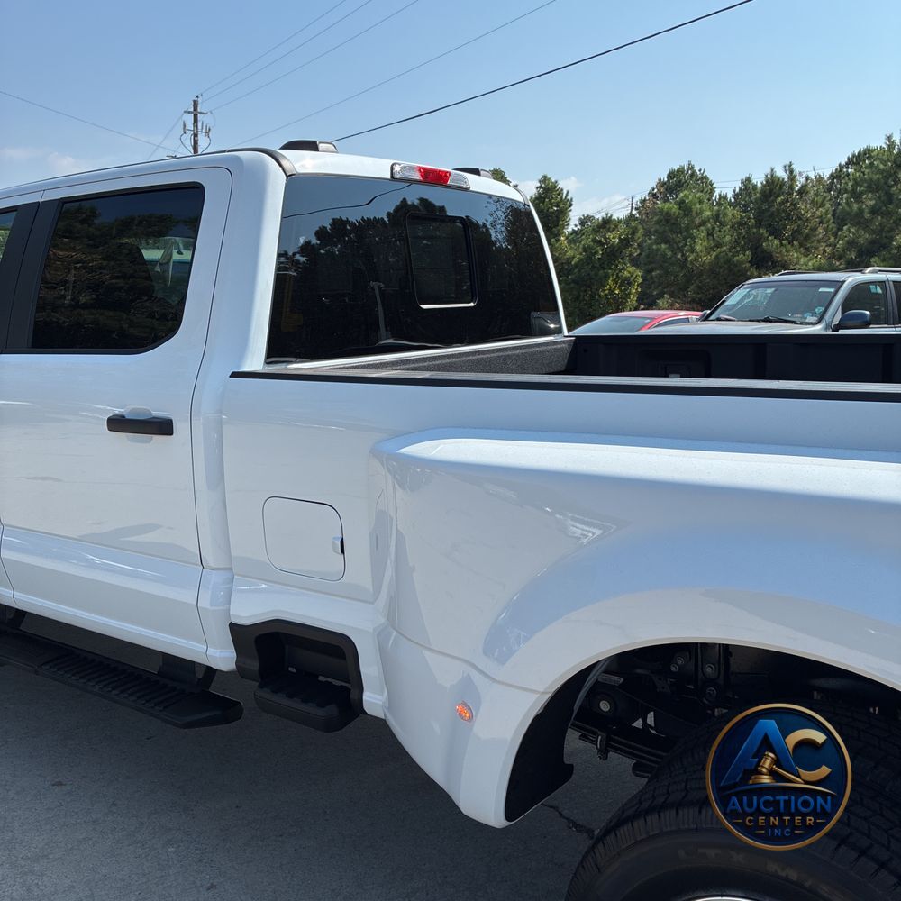 2025 Ford F-350 Super Duty XL