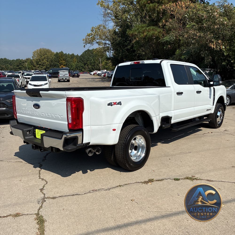 2025 Ford F-350 Super Duty XL