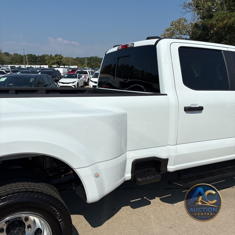 2025 Ford F-350 Super Duty XL