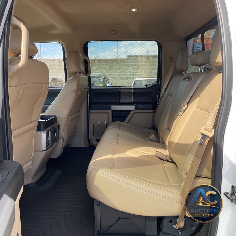 2017 Ford F-350 Super Duty Lariat