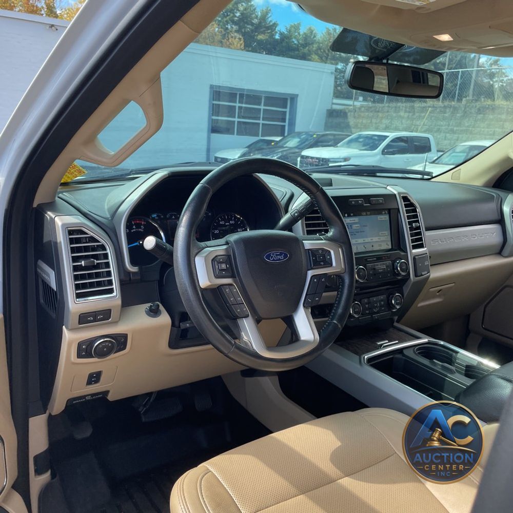 2017 Ford F-350 Super Duty Lariat