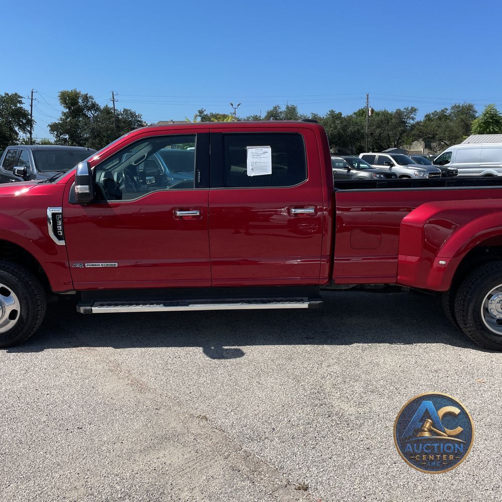 2022 Ford F-350 Super Duty Lariat