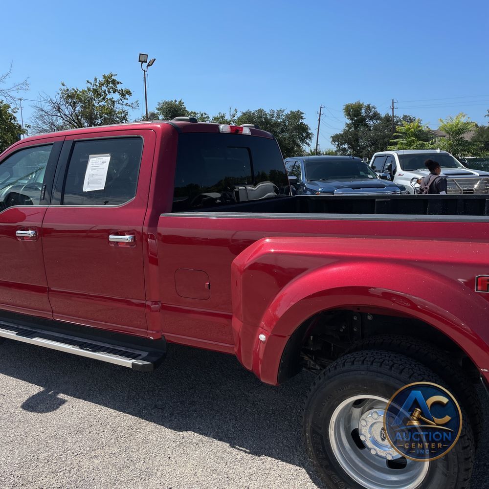 2022 Ford F-350 Super Duty Lariat