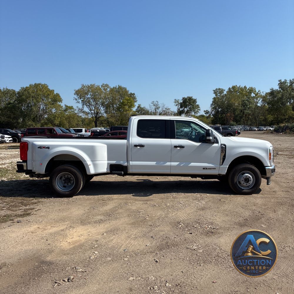 2023 Ford F350 S/D XLT